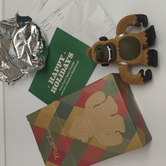 Space monkey - Picture 2 of 4